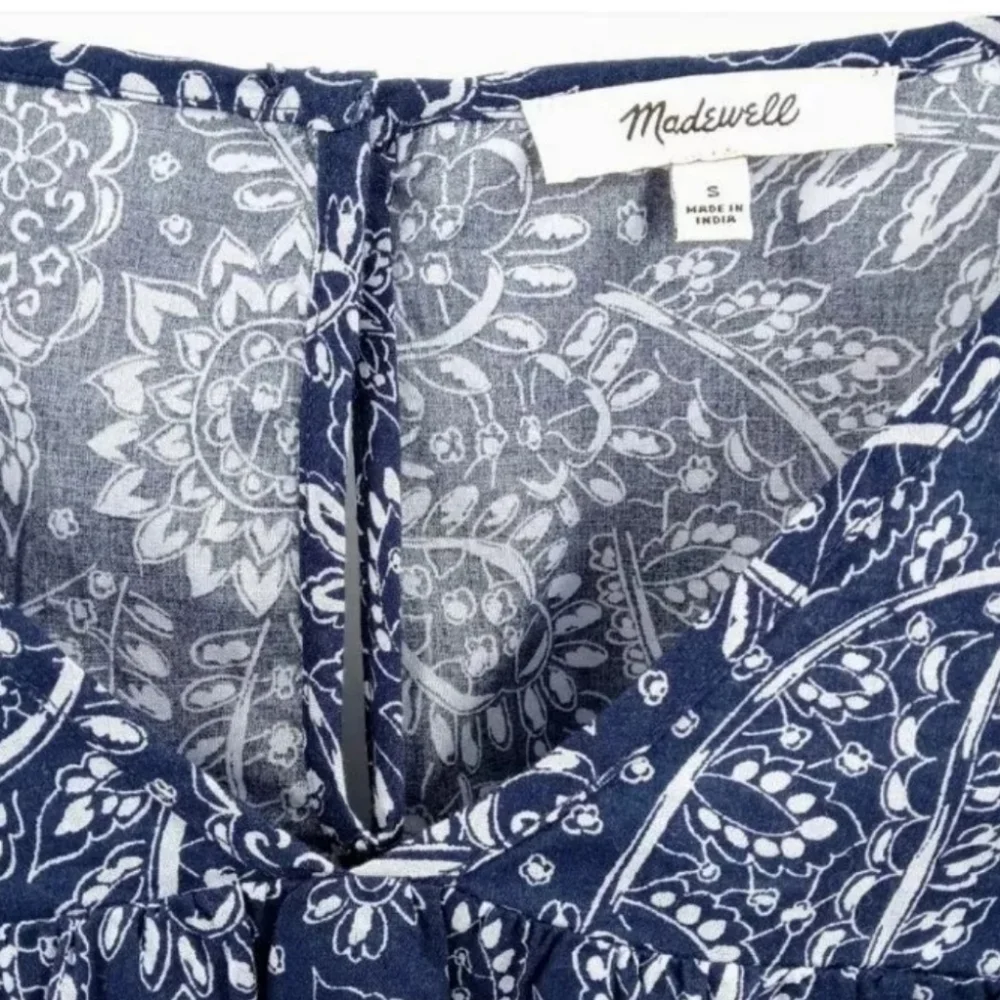 Madewell‎ Blue Paisley Garden Print Ruffle Shoulder Top